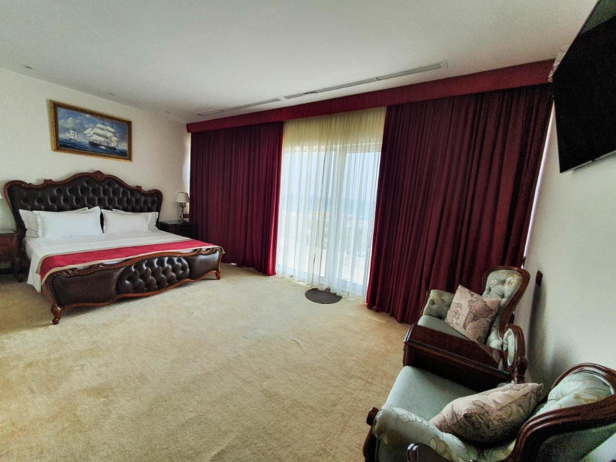 Bavaria Blu Hotel And Conference Centre Mamaia Bagian luar foto