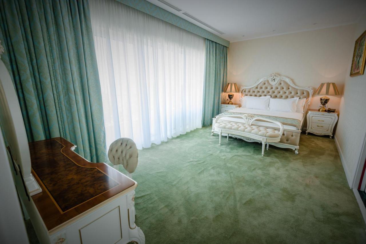 Bavaria Blu Hotel And Conference Centre Mamaia Bagian luar foto