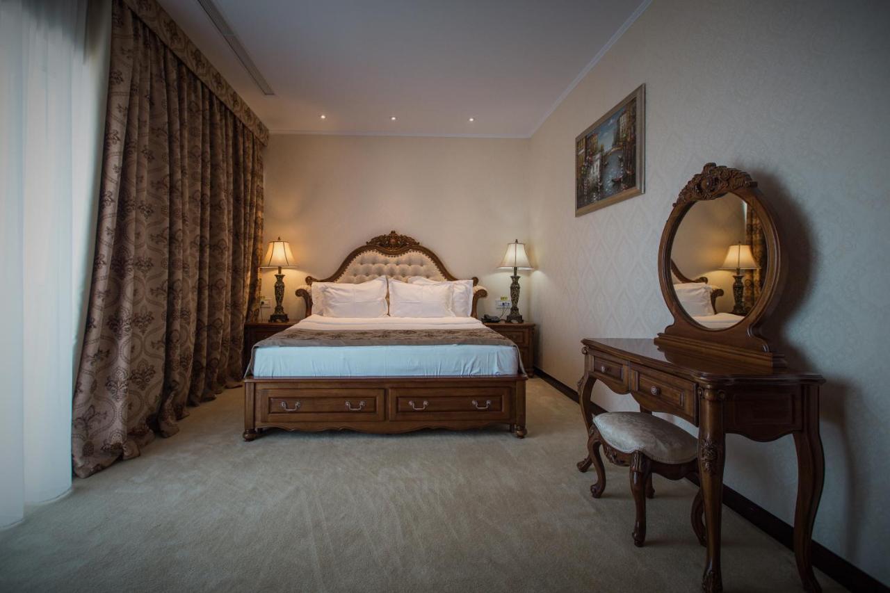 Bavaria Blu Hotel And Conference Centre Mamaia Bagian luar foto